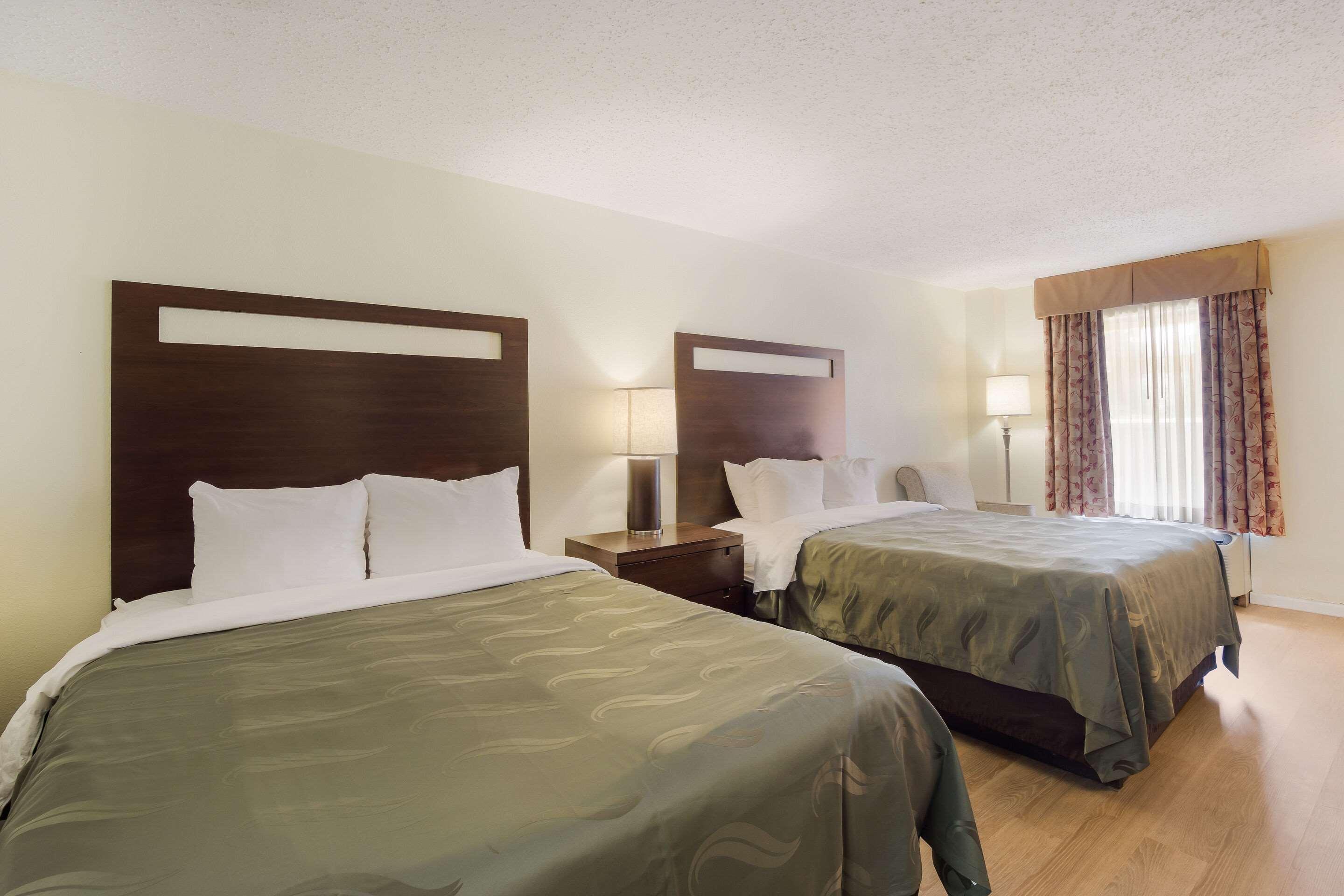 Quality Inn & Suites Conference Center Statesboro Historic District Kültér fotó