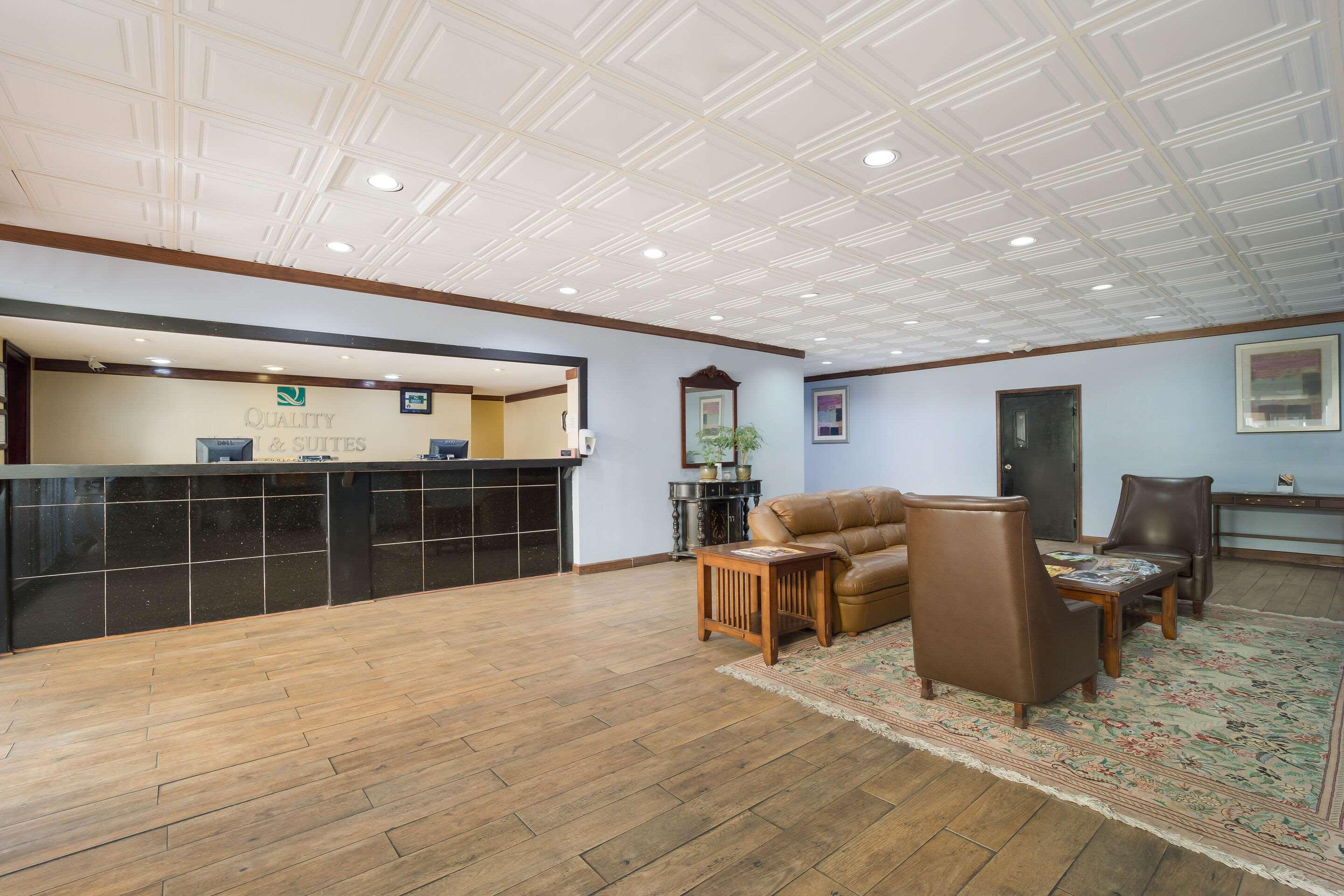 Quality Inn & Suites Conference Center Statesboro Historic District Kültér fotó